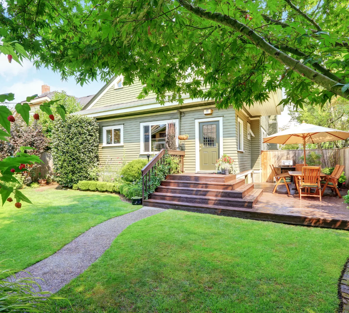 Backyard ADU in Los Angeles with private entry, wood deck, and landscaped yard